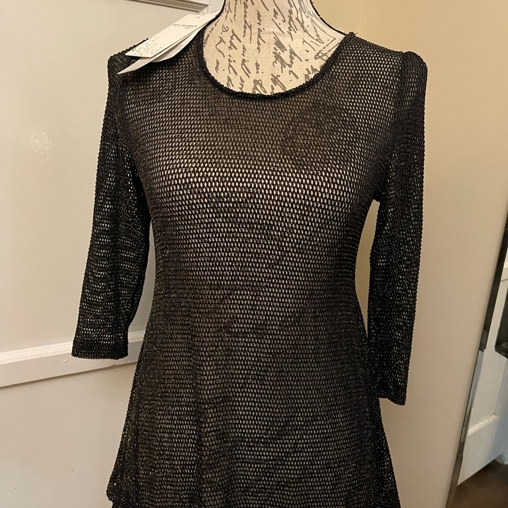 Black Mesh 3/4 Sleeve Top